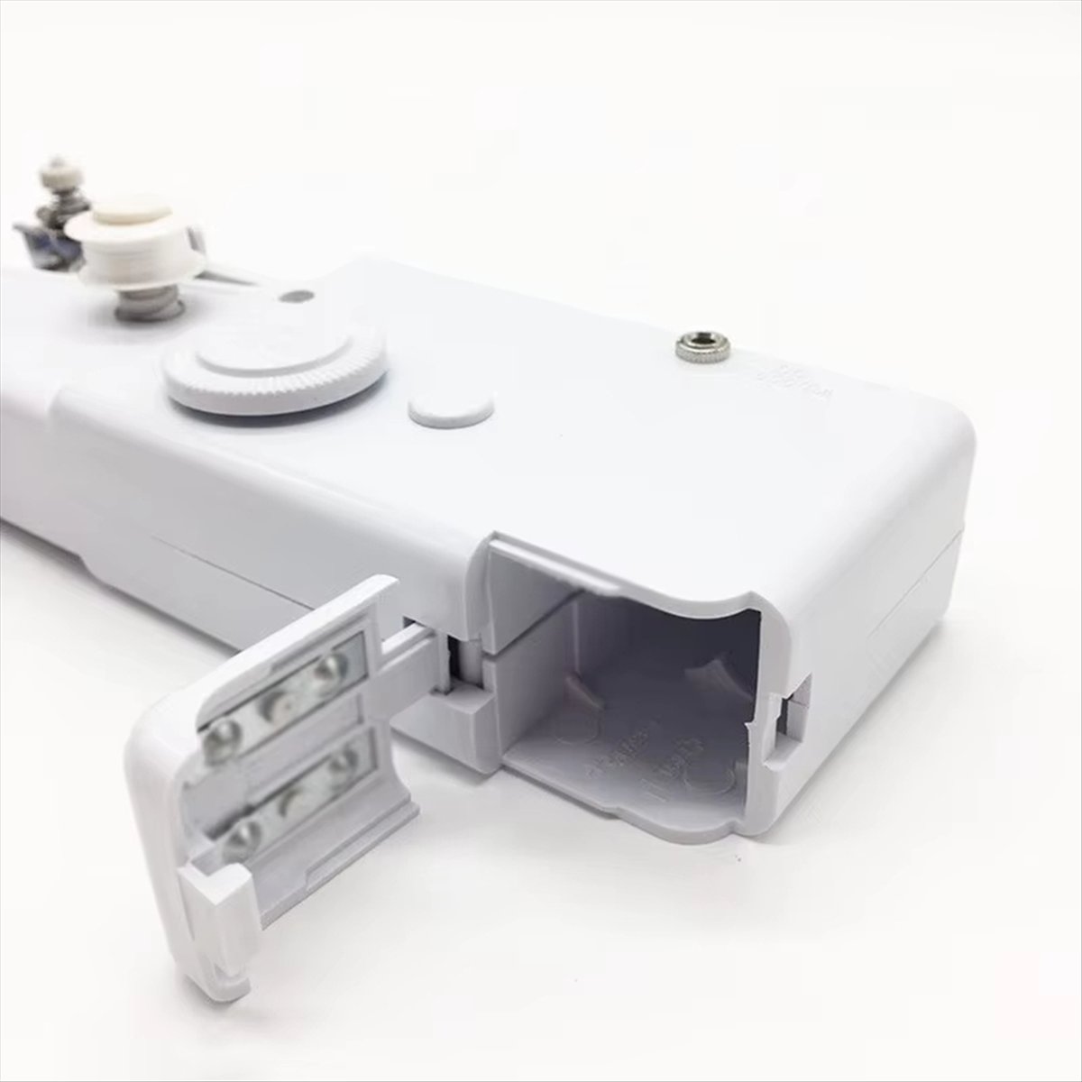 ماكينة خياطة صغيرة محمولة بالي - مراجعة Mini Electric Sewing Machine Handheld وسعره